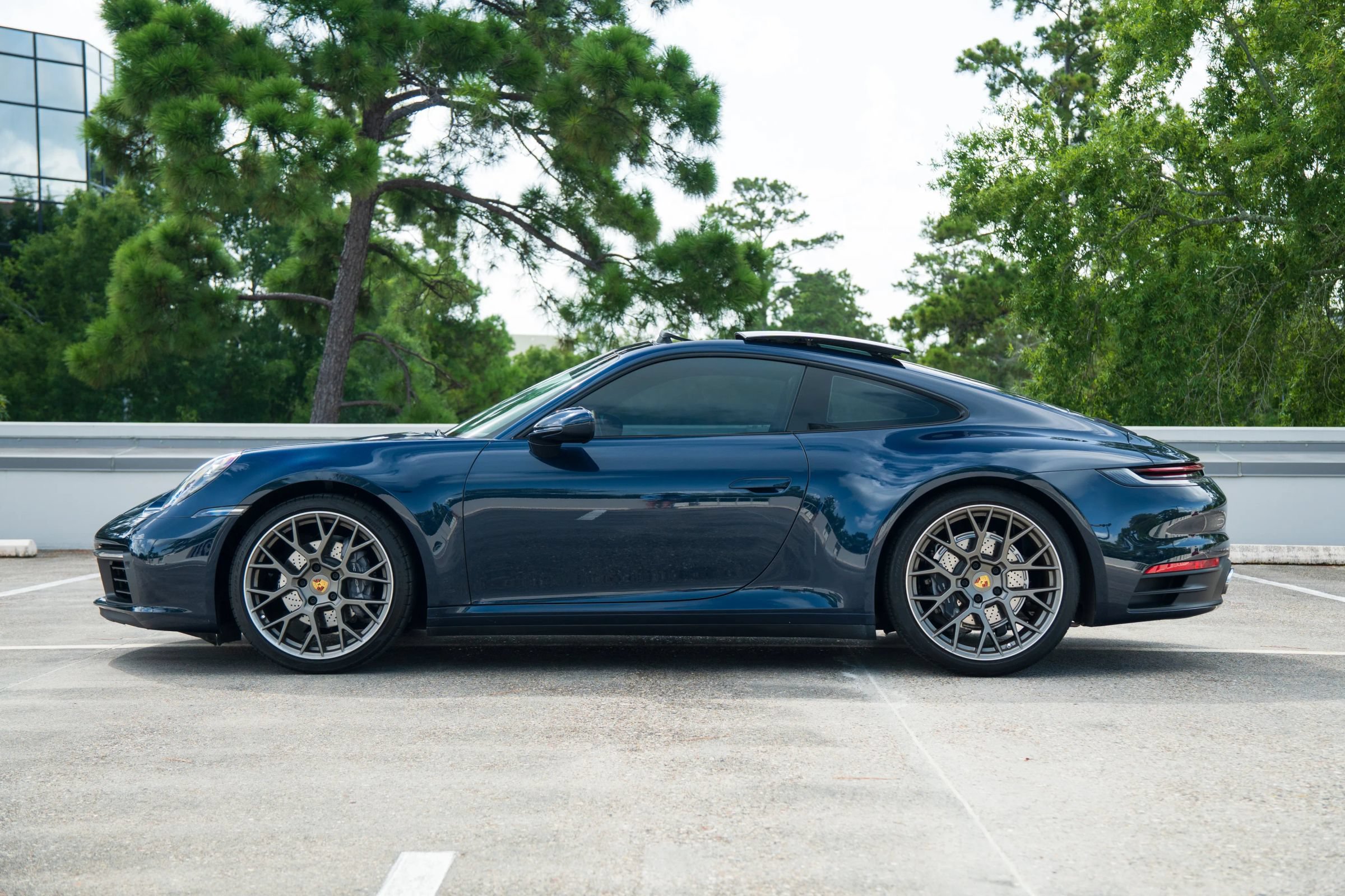 Used 2020 Porsche 911 Carrera RWD image 7
