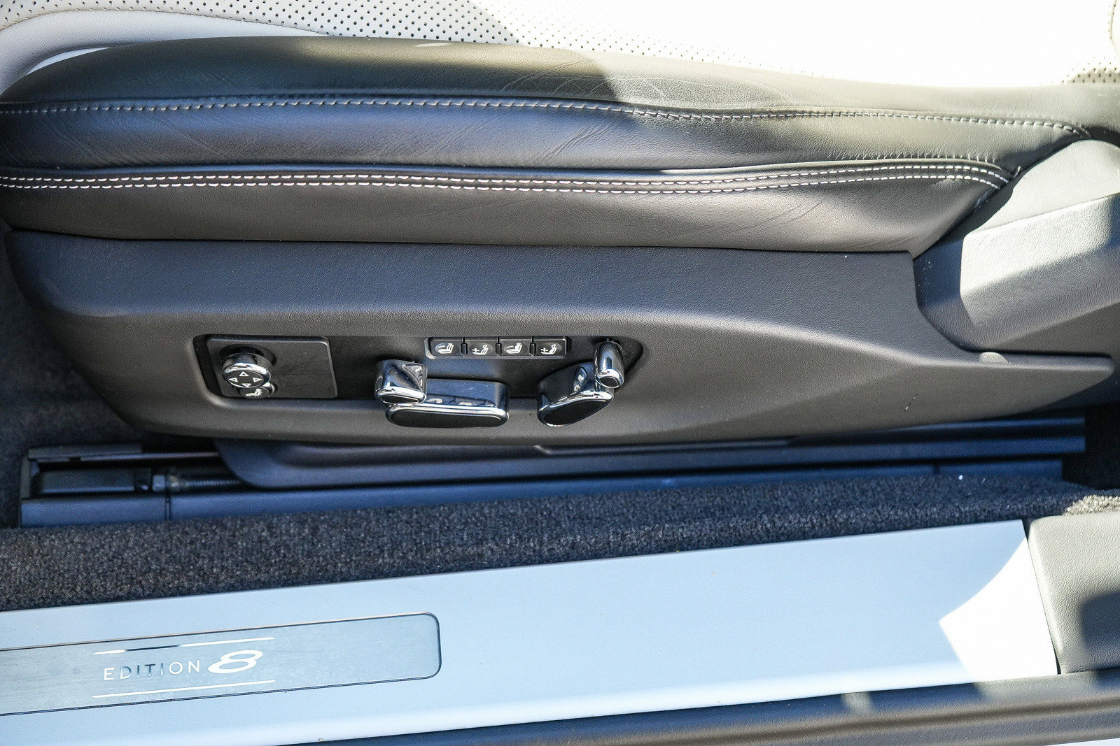 Used 2024 Bentley Continental GT V8 AWD/4WD image 26