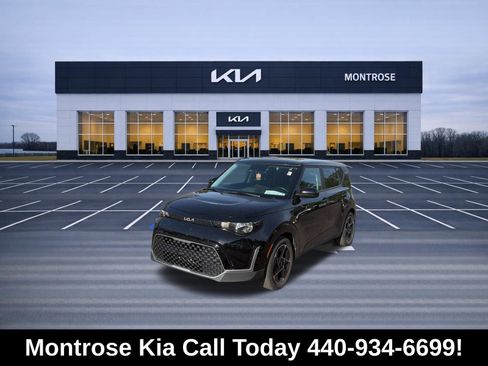 Used 2023 Kia Soul EX FWD image 1