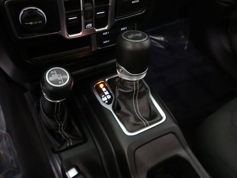 Used 2021 Jeep Wrangler Unlimited Sahara w/ Uconnect 4C Nav & Sound Group image 44