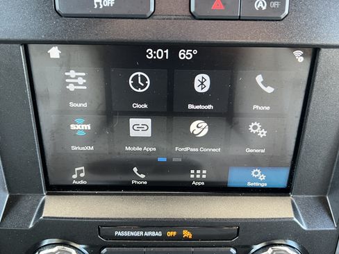 Used 2019 Ford F150 4x4 SuperCrew image 13