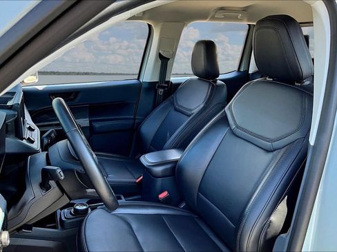 Used 2024 Ford Maverick Lariat w/ Black Appearance Package FWD image 20