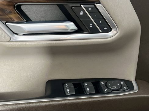 Used 2022 GMC Sierra 1500 SLT w/ SLT Premium Plus Package image 16