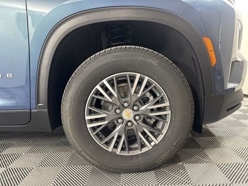 New 2026 Chevrolet Traverse LT w/ Enhanced Driving Package image 10