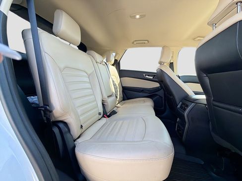 Used 2022 Ford Edge SEL w/ Convenience Package AWD/4WD image 32