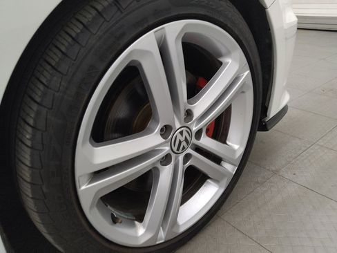 Used 2018 Volkswagen Jetta GLI FWD image 31