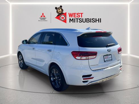 Used 2017 Kia Sorento SX AWD/4WD image 4