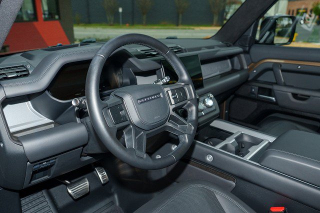 Used 2025 Land Rover Defender 130 X AWD/4WD image 10