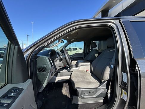 Used 2016 Ford F150 XLT w/ Equipment Group 302A Luxury image 7