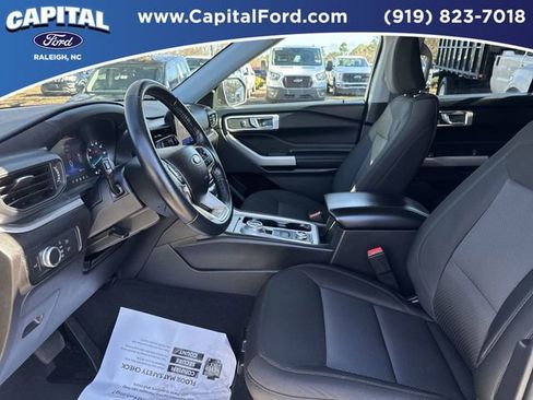 Certified 2022 Ford Explorer XLT image 17