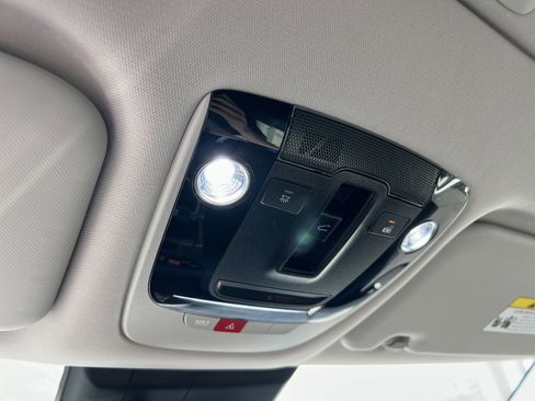 Certified 2025 Kia Seltos SX w/ SX Sunroof Package image 31