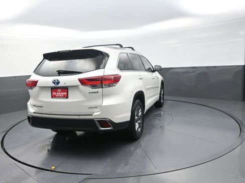 Used 2019 Toyota Highlander Limited Platinum w/ Protection Package #3 AWD/4WD image 9
