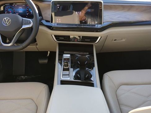 New 2026 Volkswagen Atlas SE image 16