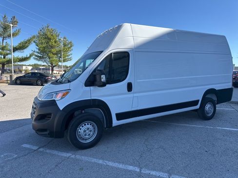 New 2026 RAM ProMaster 3500 w/ Power Group image 16