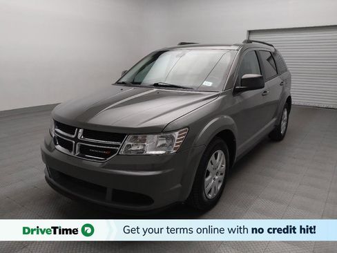 Used 2020 Dodge Journey SE w/ SE Popular Equipment Group image 1