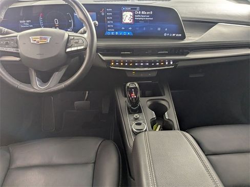 Used 2024 Cadillac XT4 Premium Luxury image 26