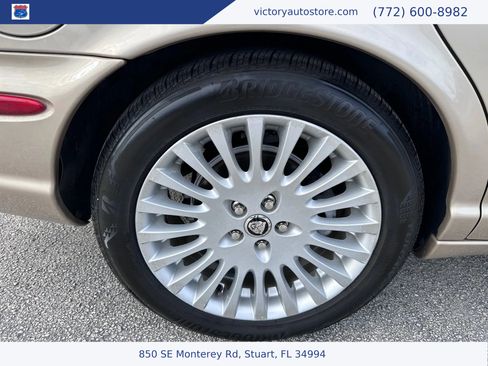 Used 2005 Jaguar XJ8 L image 13