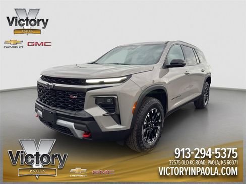 New 2026 Chevrolet Traverse Z71 w/ Enhanced Driving Package image 1