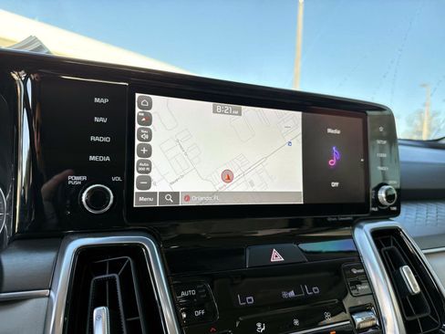 Used 2022 Kia Sorento SX image 29