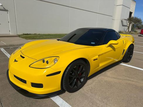 Used 2006 Chevrolet Corvette Z06 w/ Preferred Equipment Group image 1