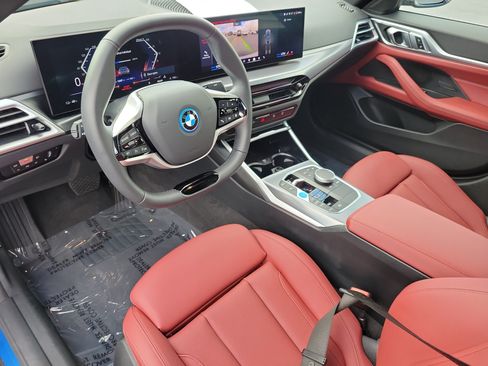 Used 2025 BMW i4 eDrive40 RWD image 23