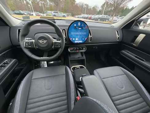 Certified 2025 MINI Cooper Countryman S image 2
