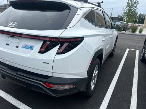 Used 2023 Hyundai Tucson SEL AWD/4WD image 3
