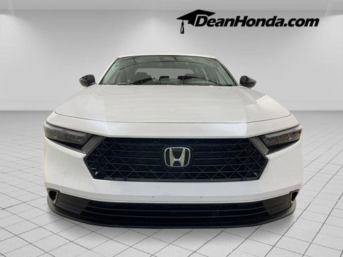 New 2025 Honda Accord SE image 9