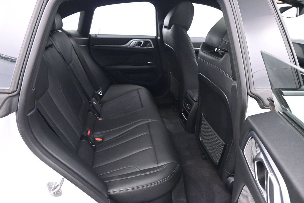 Used 2023 BMW i4 eDrive35 RWD image 17