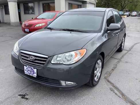Used 2009 Hyundai Elantra GLS w/ Popular Equipment Pkg 2 image 3