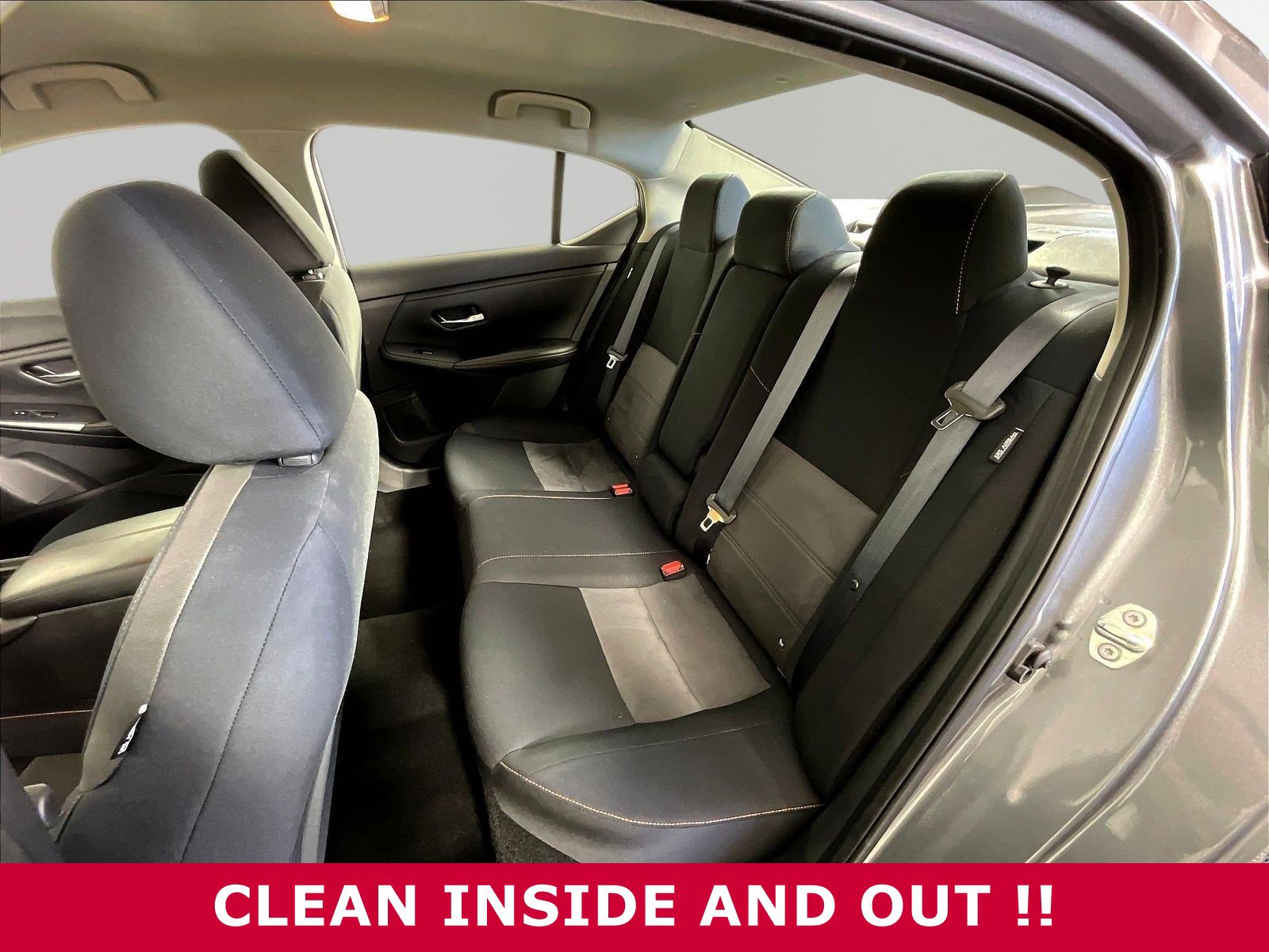 Used 2023 Nissan Sentra SR w/ Electronics Package FWD image 20