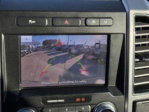 Used 2020 Ford F150 Platinum w/ Max Trailer Tow Package image 26