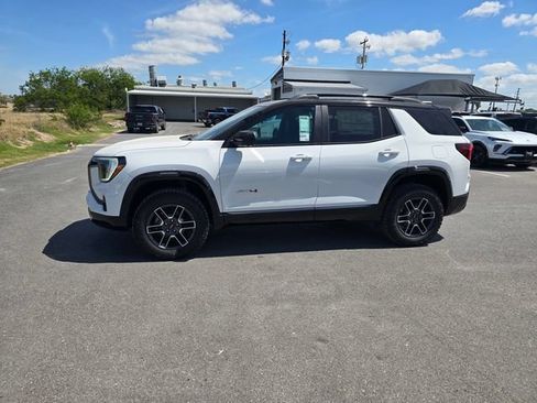 New 2026 GMC Terrain AT4 w/ Technology Package II AWD/4WD image 8
