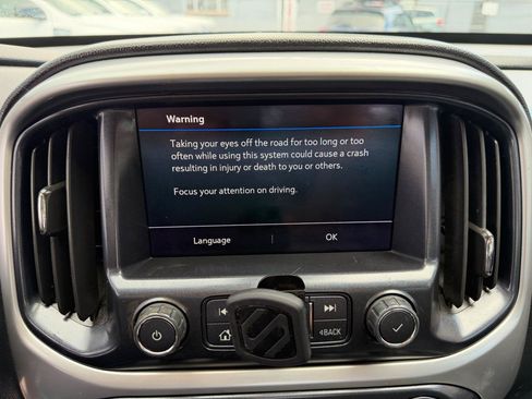 Used 2022 Chevrolet Colorado LT w/ Fleet Safety Package AWD/4WD image 23