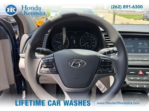 Used 2018 Hyundai Elantra SEL w/ Cargo Package image 7