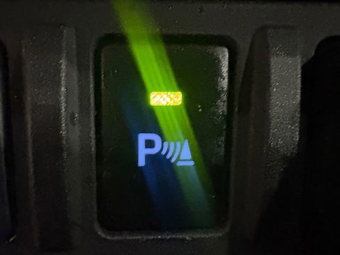 Used 2020 Toyota Tacoma TRD Sport image 20