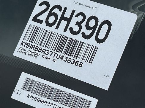 New 2026 Hyundai Venue SE image 31