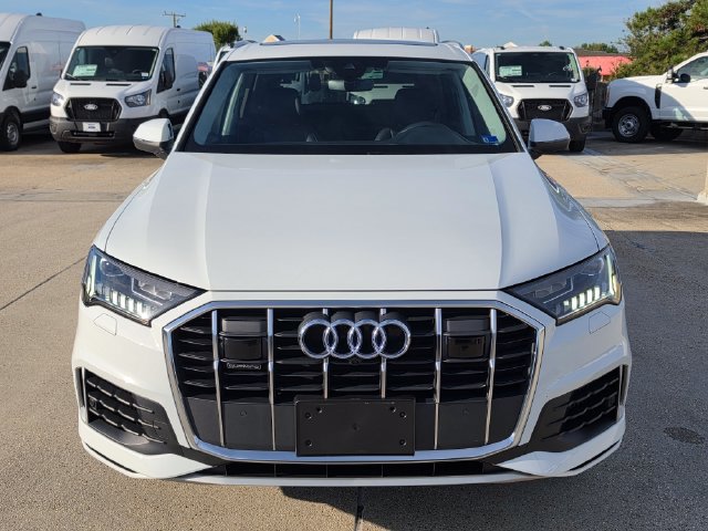 Used 2023 Audi Q7 3.0T Premium Plus w/ Premium Plus Package AWD/4WD image 2