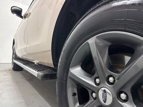 Used 2020 Ford Expedition XLT w/ FX4 Off-Road Package image 21