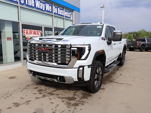 New 2026 GMC Sierra 2500 Denali w/ Technology Package AWD/4WD image 6