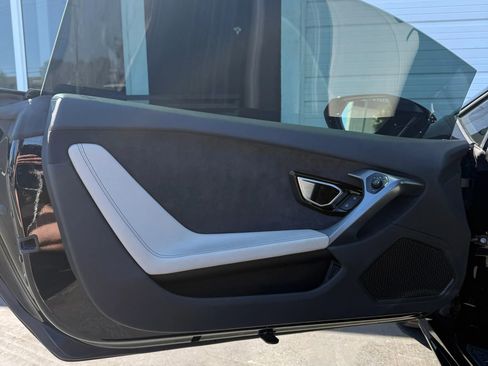 Used 2015 Lamborghini Huracan LP 610-4 image 25