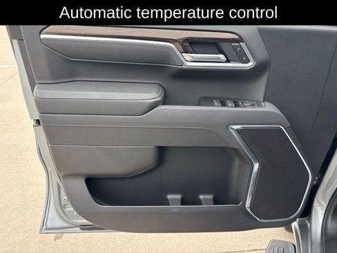 New 2026 GMC Sierra 1500 SLE image 20