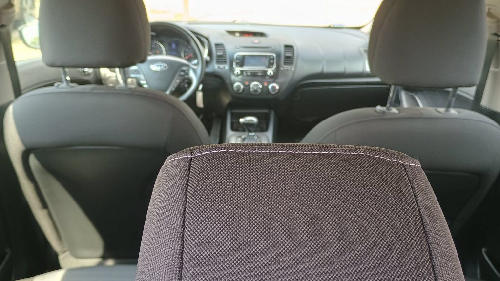 Used 2016 Kia Forte EX FWD image 29