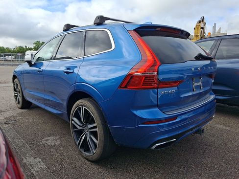 Used 2019 Volvo XC60 T8 R-Design w/ Advanced Package AWD/4WD image 4