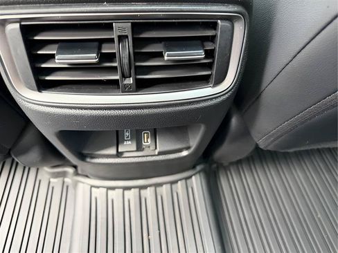 Used 2019 Honda CR-V Touring image 29