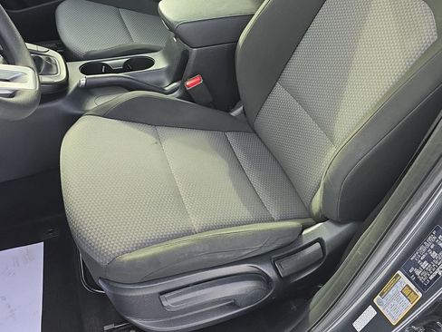 Used 2023 Kia Soul LX w/ Option Group 015 FWD image 14