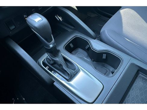Used 2024 Nissan Frontier S w/ Technology Package RWD image 32
