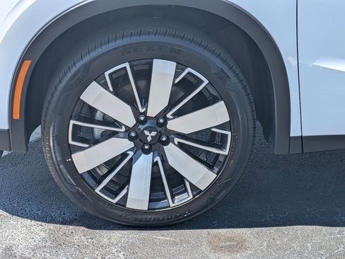 Used 2025 Mitsubishi Outlander SE FWD image 10