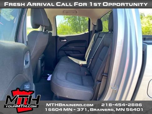 Used 2019 Chevrolet Colorado LT AWD/4WD image 10