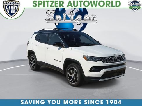 Used 2024 Jeep Compass Limited AWD/4WD image 3